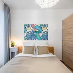 New Modern Flat With Balcony Διαμέρισμα *