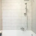 New Modern Flat With Balcony