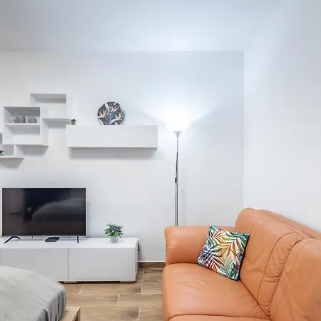 Apartmán New Modern Flat With Balcony Budapešť